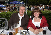 Oberbürgermeister Dieter Reiter mit Frau beim Kocherlball 2016 (©Foto: Martin Schmitz)